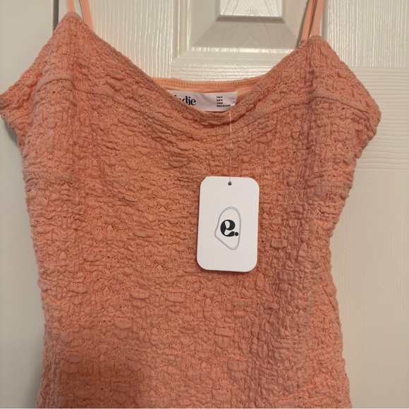 Elodie - V-NECK TEXTURED BODYSUIT IN ORANGE Size M - NWT - Picture 6 of 8